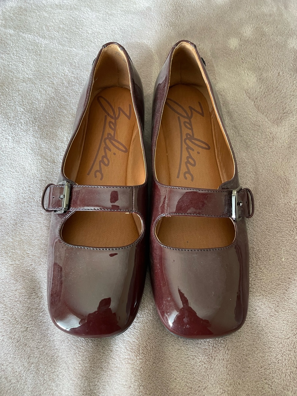Zodiac Women's Burgundy Patent Mary Jane Flats